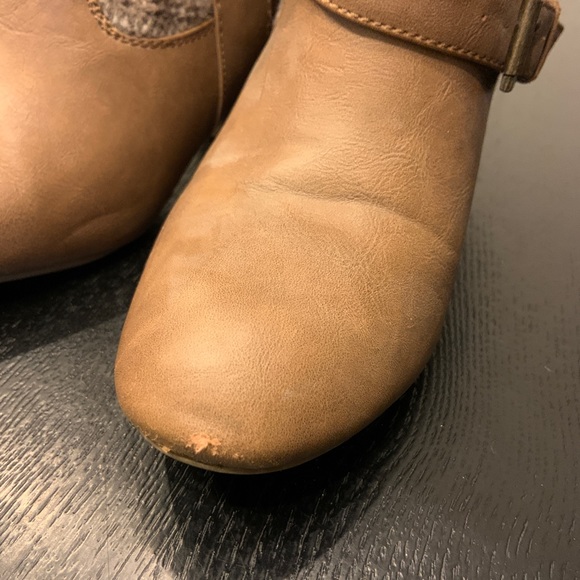 Heeled ankle boots - Picture 2 of 5